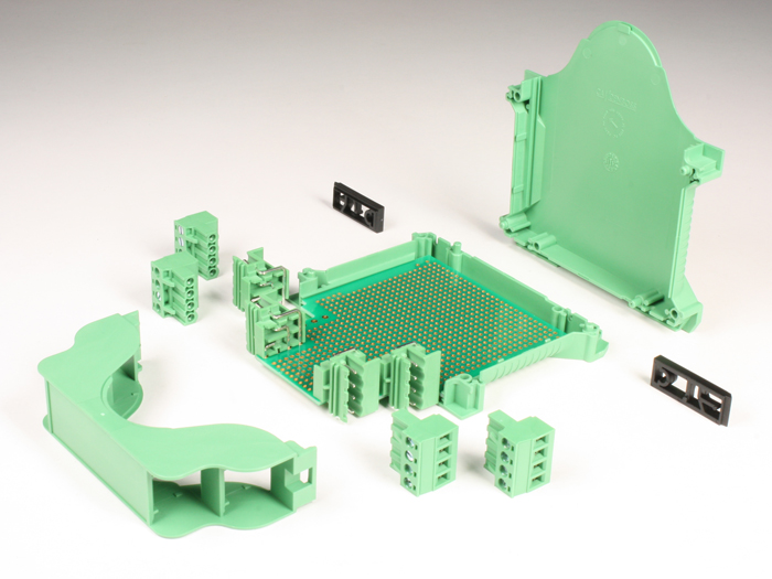 Boîtier sur Rail DIN DIN 16 Connexions - com Blocos Terminais 112 x 99 x 22,5 mm - CVB-PLUS1