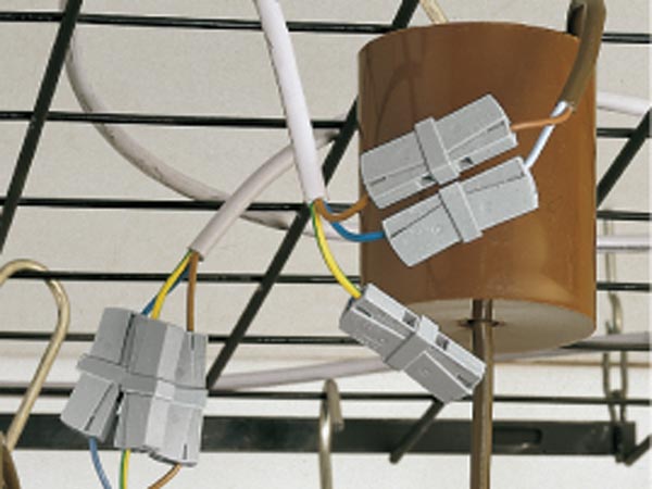 Wago 224-201 - Connecteur Junction pour Luminaires - Bride de Cage à la Bride de Cage - WAGO 224-201 - 1283495