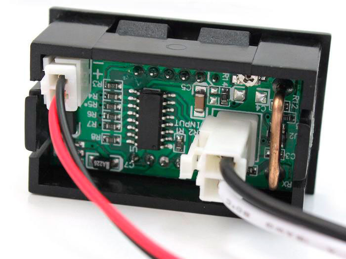 SWITCHTRONIX - Amperímetro Digital de Painel com LED - 0 .. 9,99 A