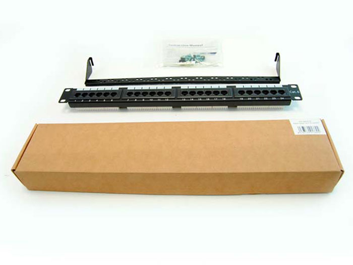 patch paneau 19&quot 1U 24 Ports RJ45 Cat. 6