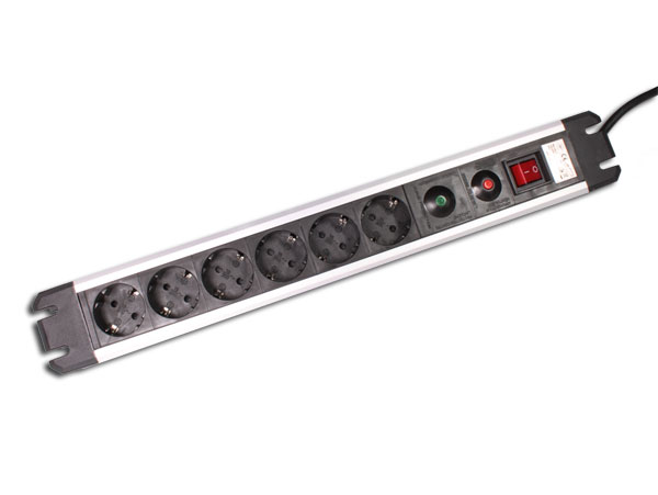 PDU 6 Way Schuko to Schuko with Swith and 3 m Cable - 19