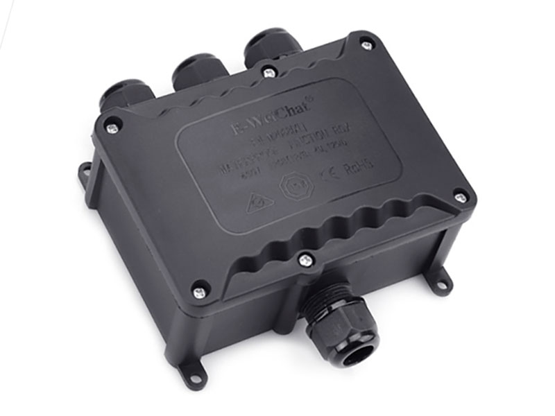 Water-Proof Connection Box - 4 Channels - IP68 Water Resistant - 119 x 129 x 56 mm