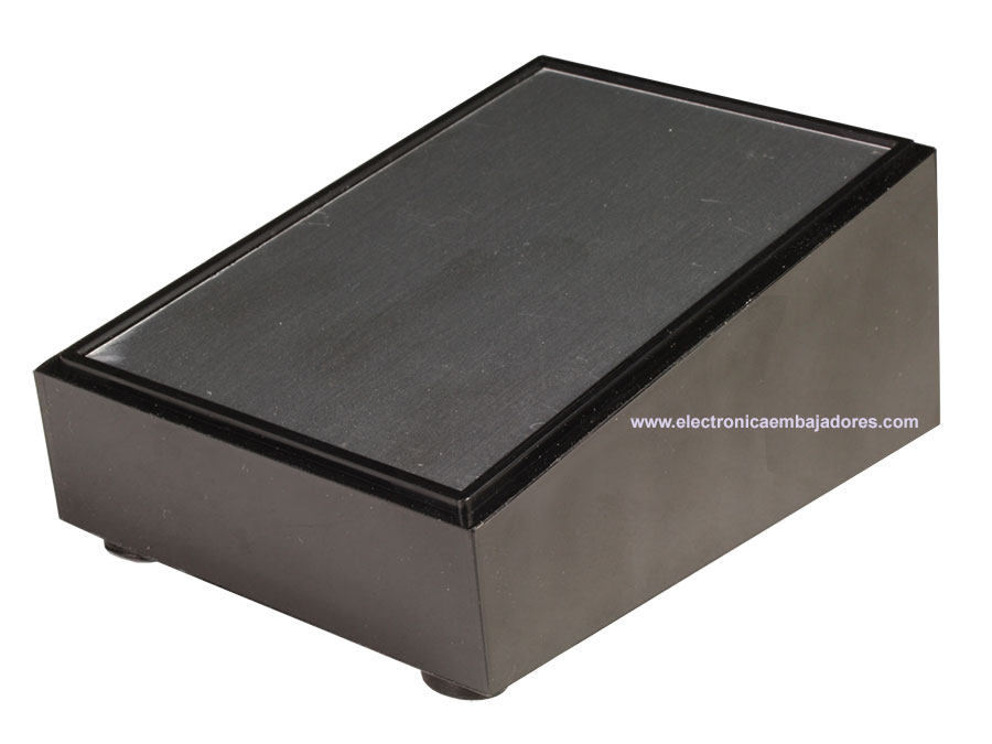 Teko PULT-10 - Boîtier Pupitre Plastique - 110 x 70 x 48 mm - 102.9