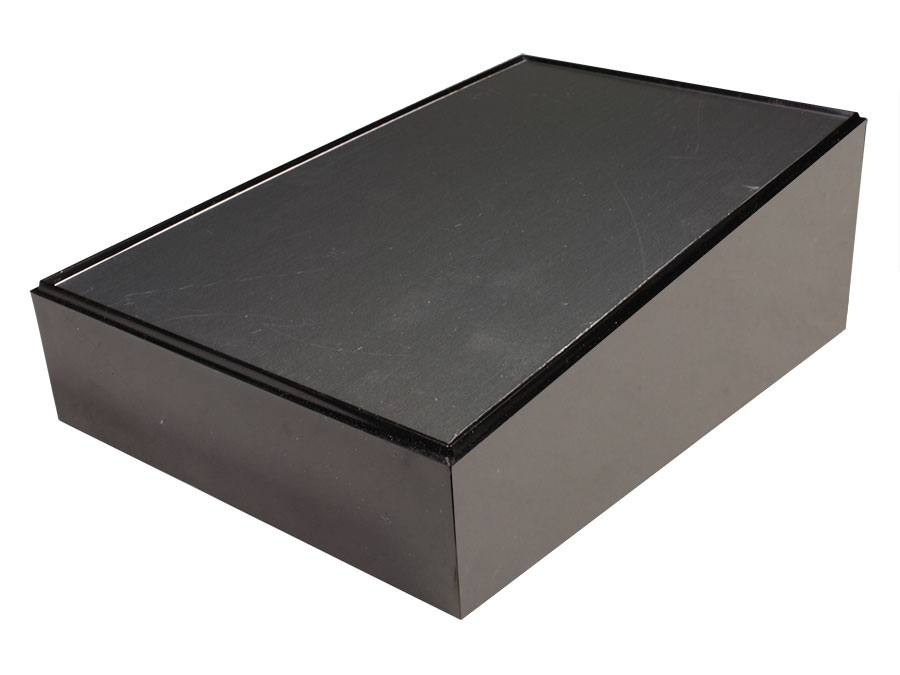 Teko PULT-10 - Caixa Consola Plástico - 215 x 130 x 77 mm - 104.9