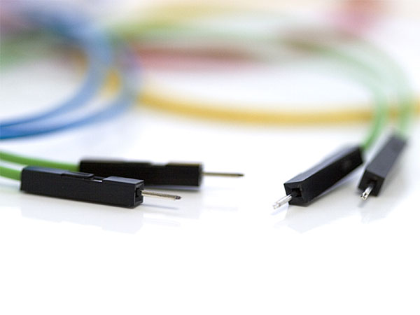 Set of 10 cables 1 pin male - male in 5 colors - 15 cm