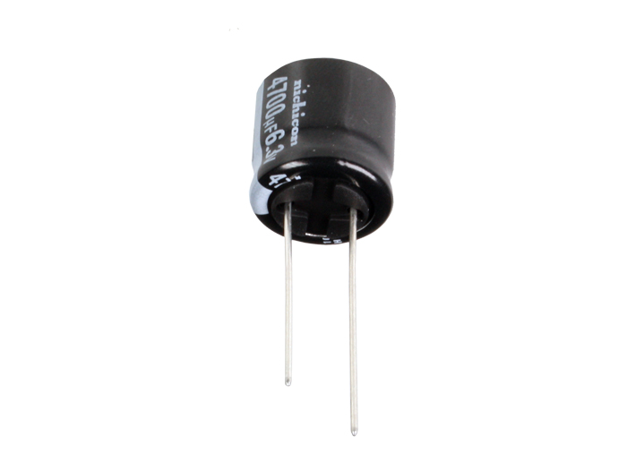 Condensador Electrolítico Radial 4700 µF - 6,3 V - 105°C