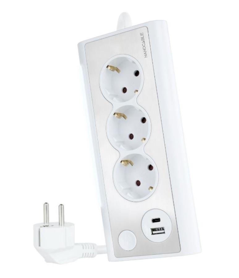 Nanocable - Base réseau 3 prises avec masse avec câble 1,5 M + 2 USB + lumière - 10.37.0013-W