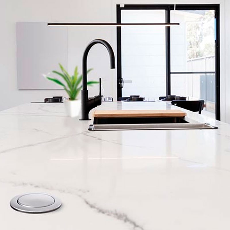 Velleman - Base de tomadas embutida para mesa com 3 tomadas Schuko e 2 portas USB