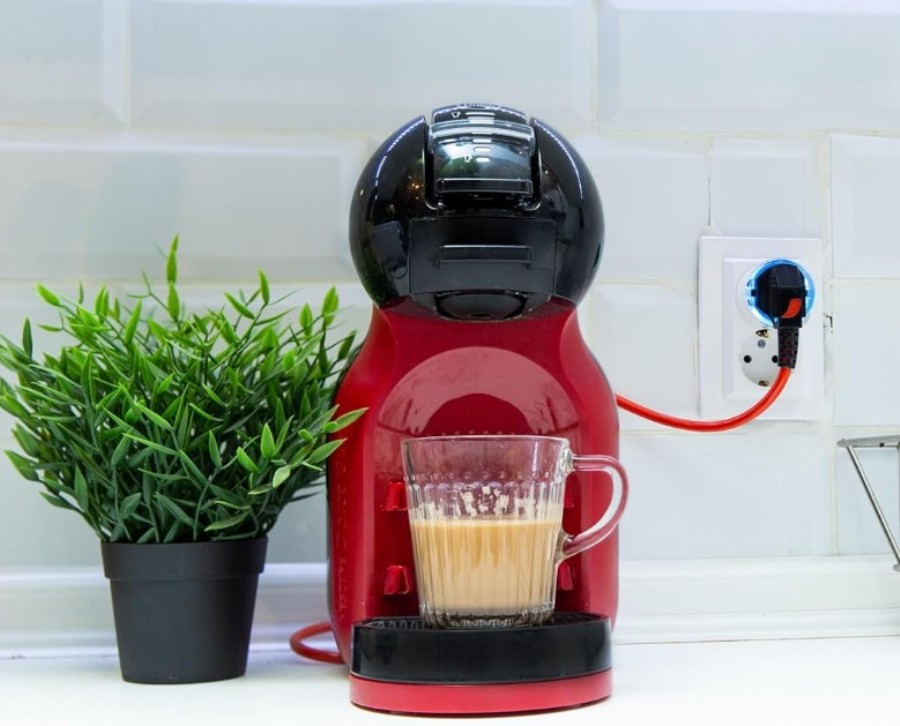 Shelly Plus Plug S - 12A 2500W WiFi Smart Plug with LED Power Consumption Indicators