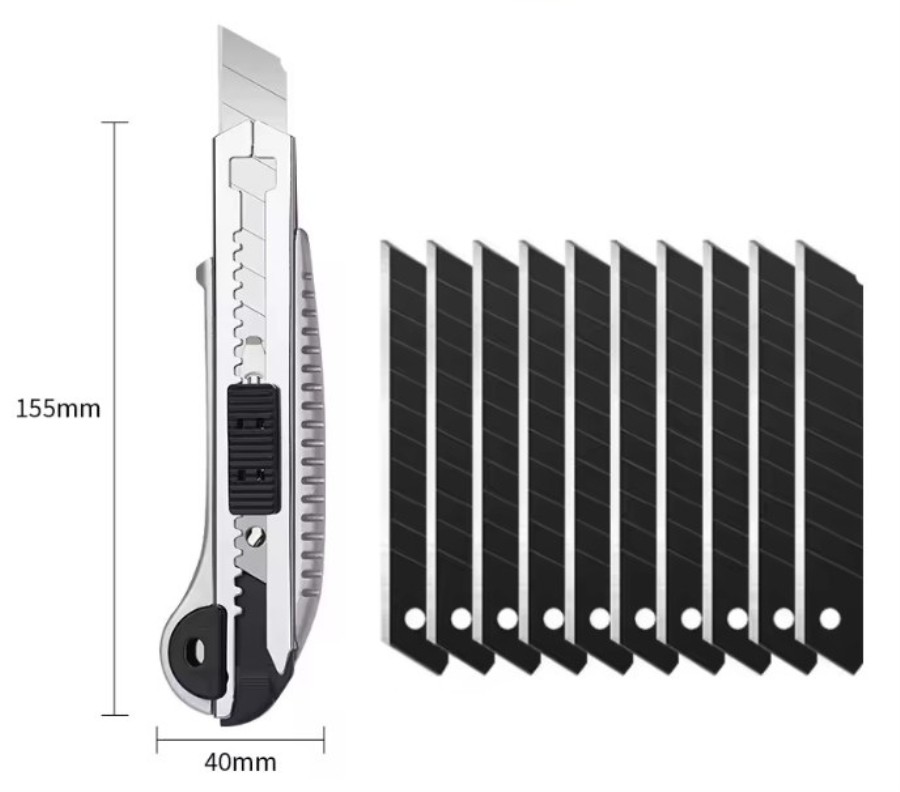 Cutter avec manche en métal - Lame de 155x40 mm + 10 lames de rechange