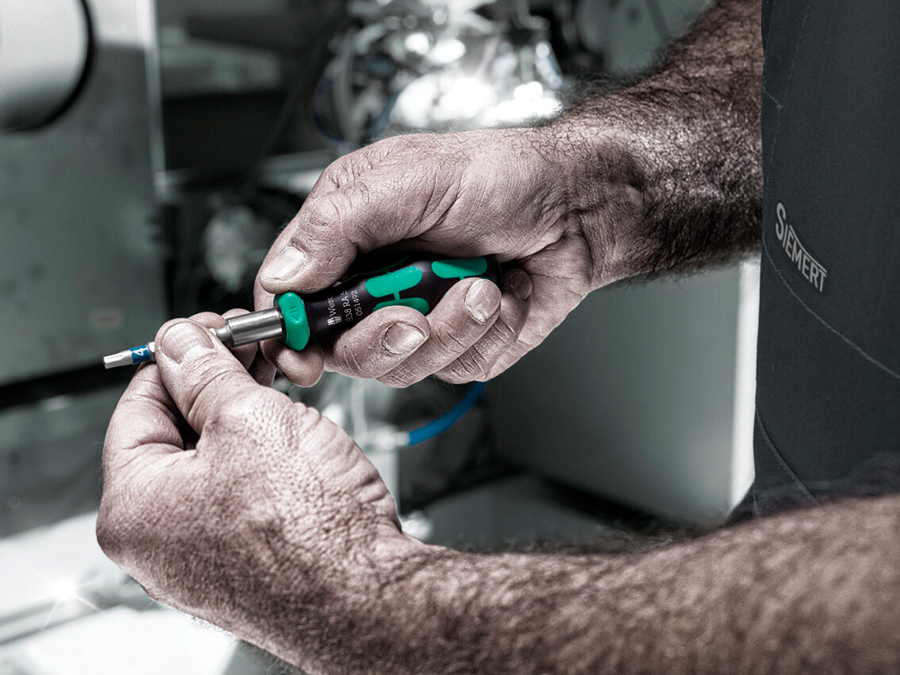 Wera 838 RA S Bitholding screwdriver - Manual bit holder with ratchet function, 1/4”, 1/4” x 102 mm - 05051492001