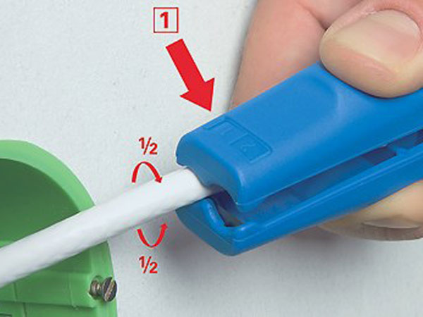 Weicon No. 3 - Pince à Dénuder Câbles Coaxiaux - Combi-Coax - 52000003