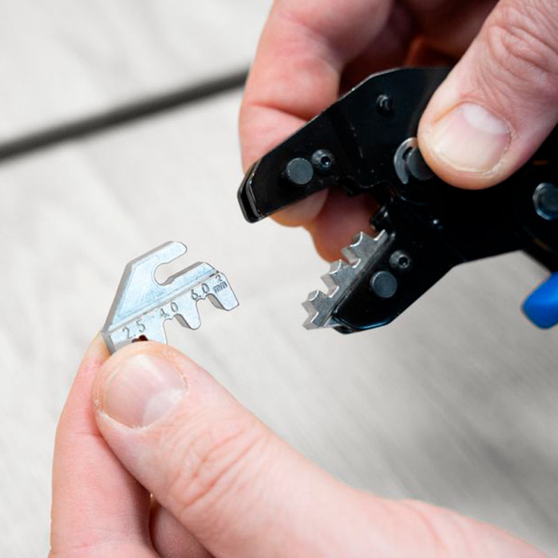 Weicon MULTI-CRIMP - Alicate de cravação para MC4, virolas pré-isoladas e ocas - 10100515