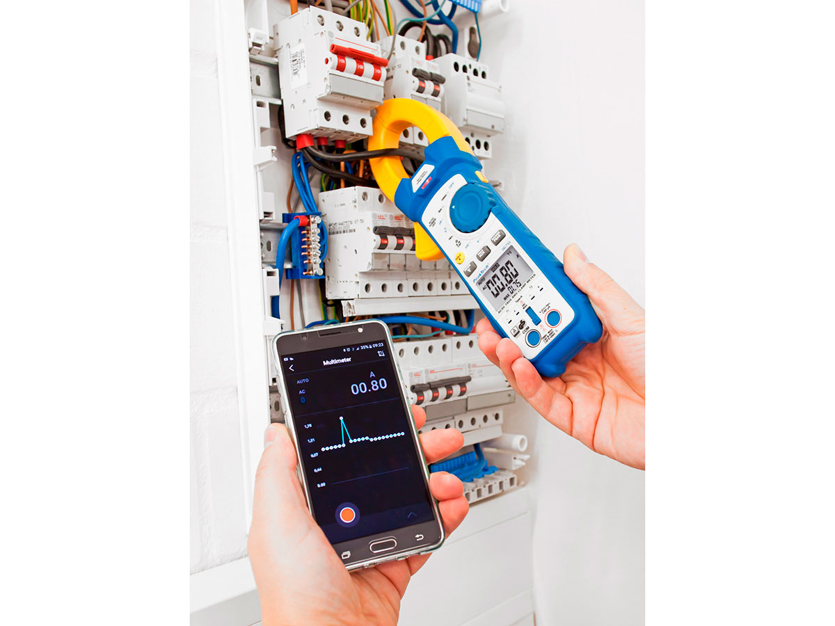 PeakTech P 1670 - Pince Ampèremétrique Numérique - True RMS - 1000 Aca/Acc - 50000 Points - Bluetooth 4.0