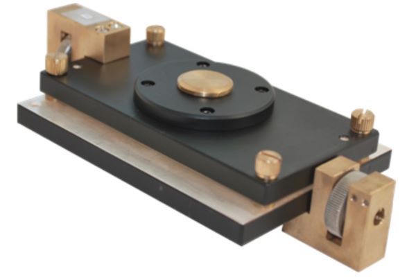 QWED SPDR - Résonateur Diélectrique Pôle Divisé pour les Mesures de Permittivité Complexe Diélectrique 1,1 GHz 