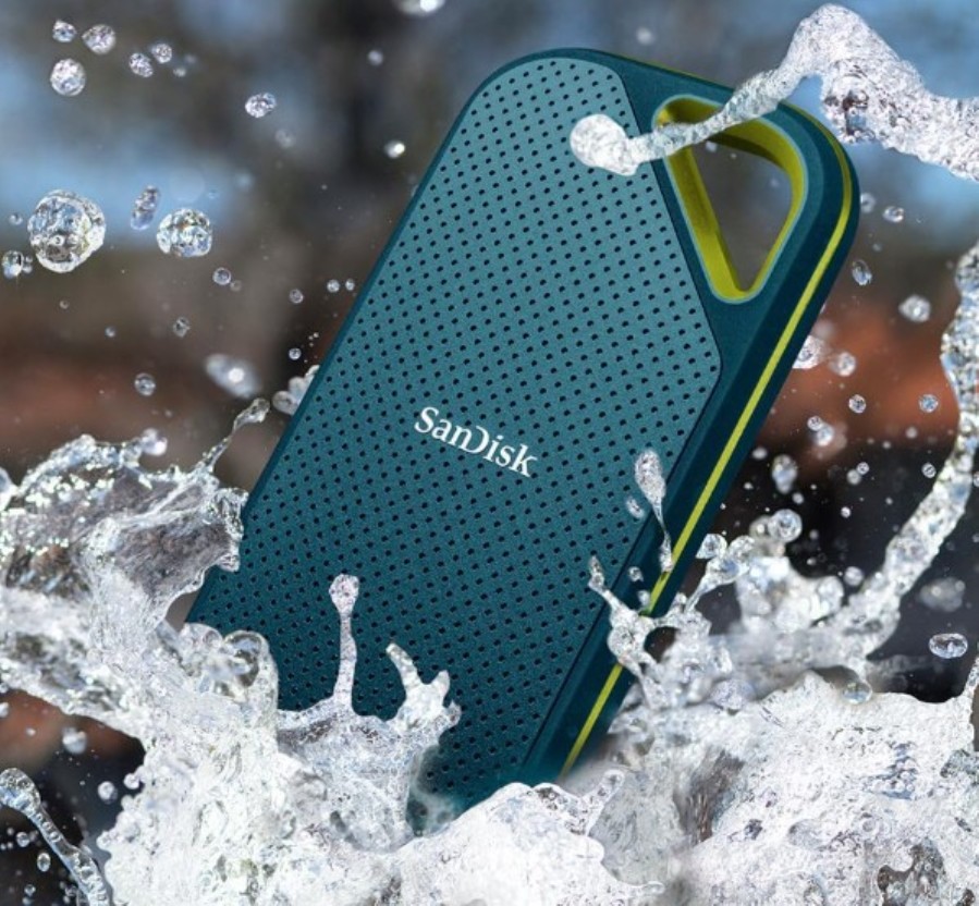 SanDisk Extreme Pro Portable SSD Monterey 2TB - 2 TB 2000 MB/s SSD External Drive - USB-C 3.2 Gen 2x2 - SDSSDE81-2T00-G25M