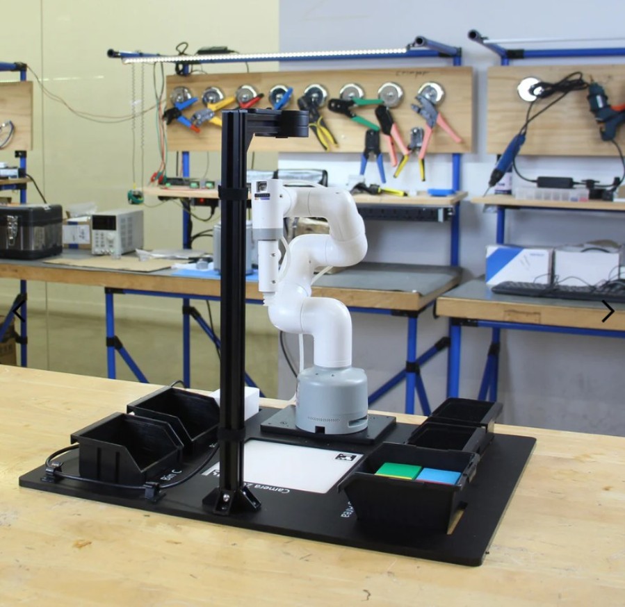 Elephant Robotics AI Kit 2023 + myCobot 280 M5Stack - Brazo robótico colaborativo - 4010800002-3