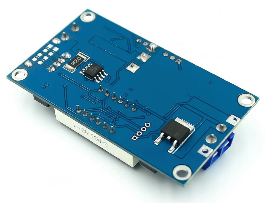 Constant current DC-DC converter - Display and USB - In: 5.0 .. 36 V - Out: 1.25 .. 32 V - 4.5 A