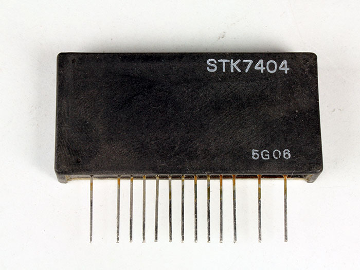 STK7404 - Voltage Regulator - Triple Output