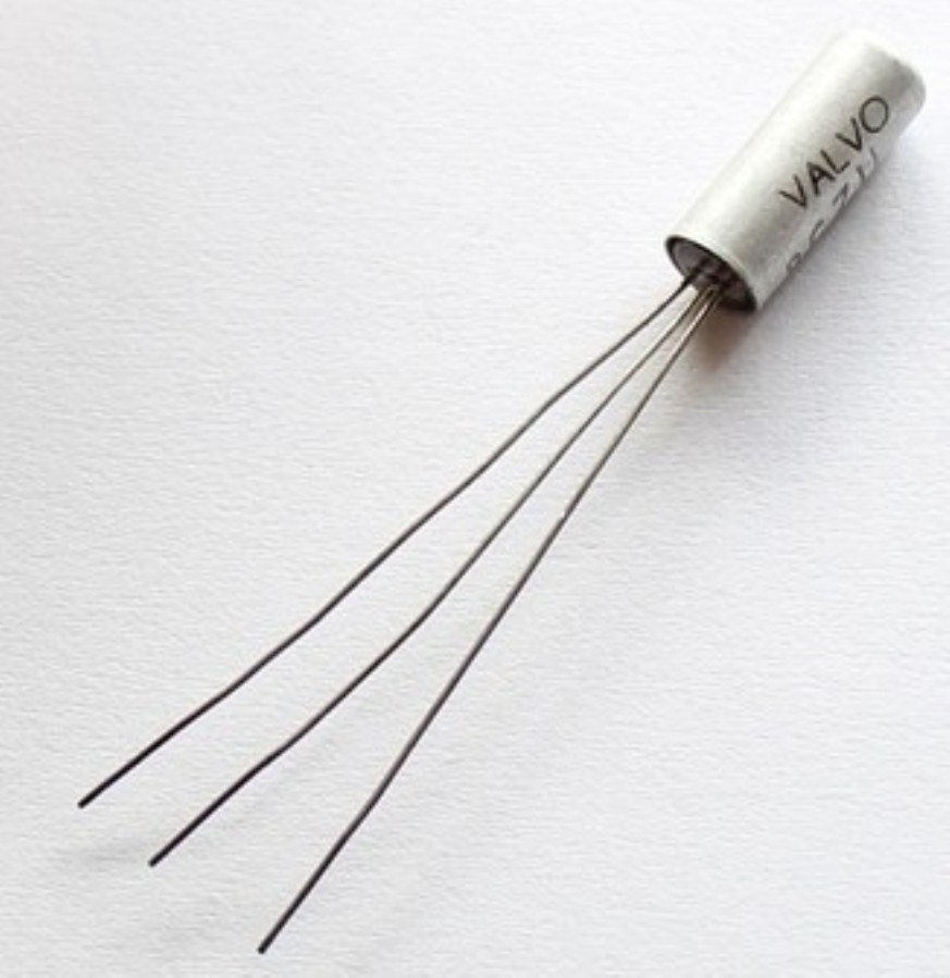 BCZ11 - PNP Transistor - 25 V - 0,05 A
