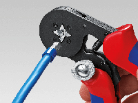 Knipex 97 53 04 - Pinca à Sertir Auto-Ajustables pour Cosses Cylindriques avec Accès Latéral